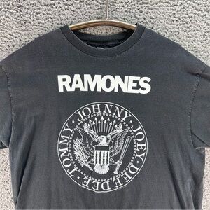 Ramones VTG Faded Black 1234 Band T-Shirt Medium Presidential Seal Y2K Retro